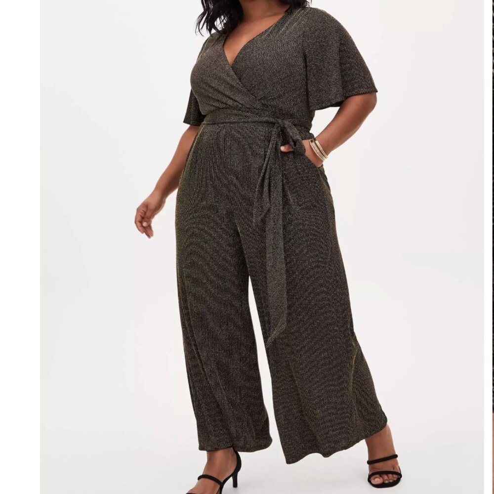Women's 14/16 Torrid Black and Gold Shimmer Surplice Jumpsuit (Torrid 1), EUC - Picture 3 of 7